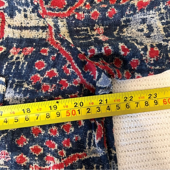 Pilcro Anthropologie Leilani Button Front Tunic Top Women’s Size Medium Blue Red - Picture 7 of 13